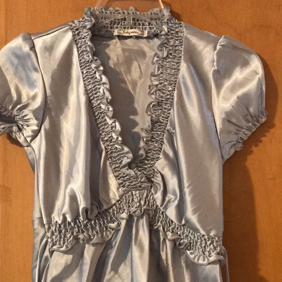 Silky silver top with ruffle neckline, size S - Picture 2 of 3